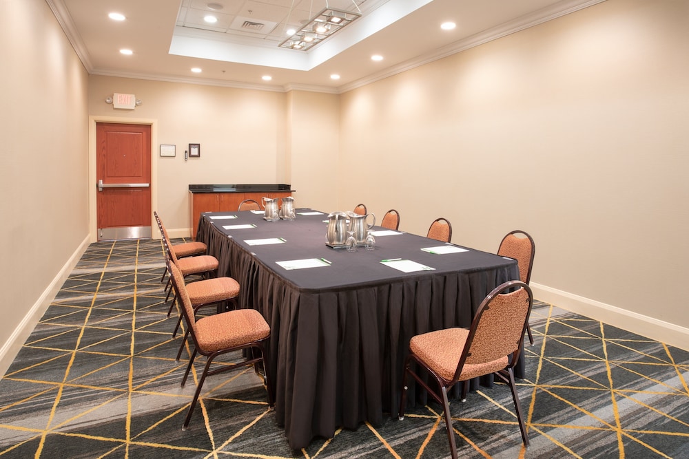 holiday inn winchester se historic gateway by ihg