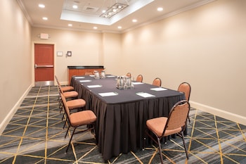 holiday inn winchester se historic gateway by ihg