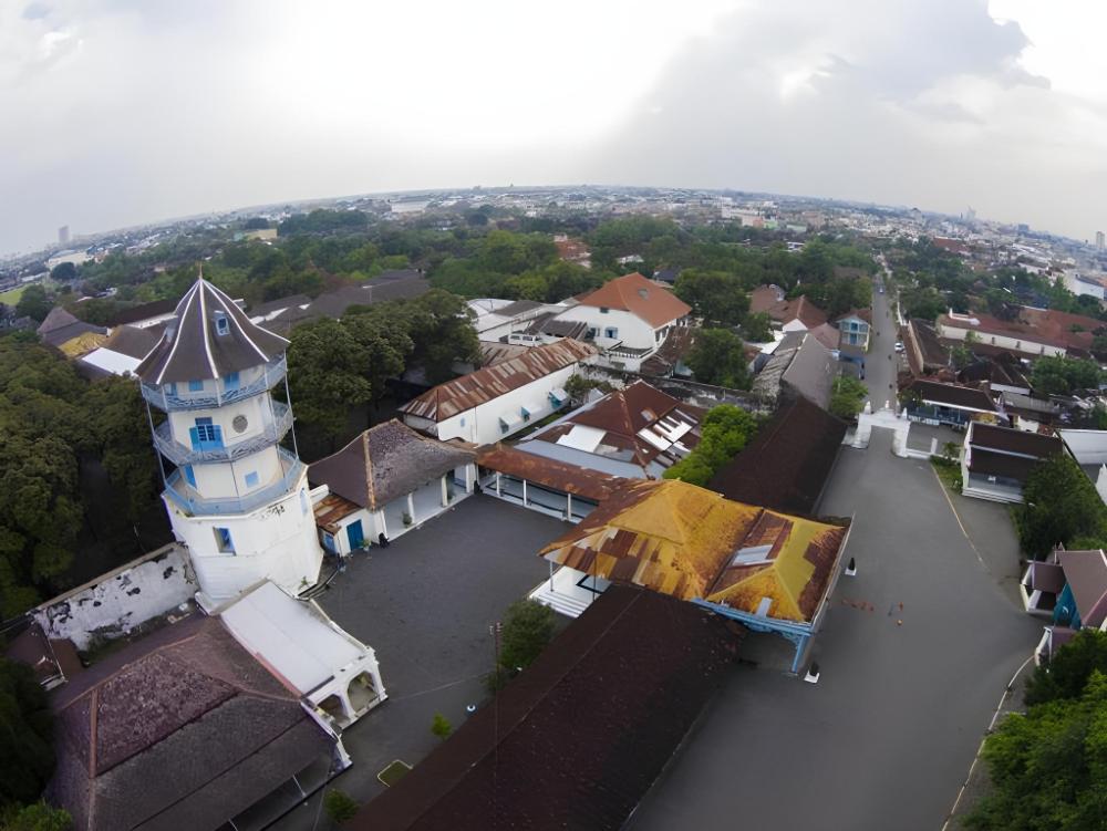 apartemen solo paragon by cariapartemen id