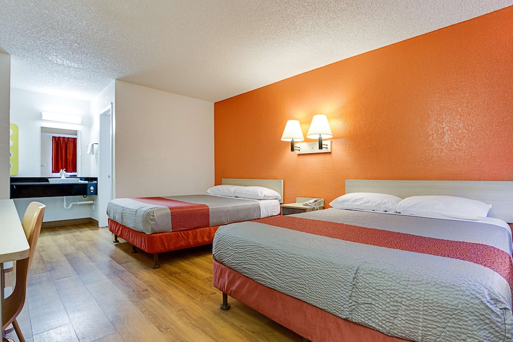 motel 6 tempe az scottsdale south