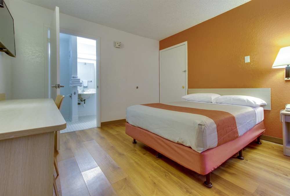 motel 6 tempe az scottsdale south