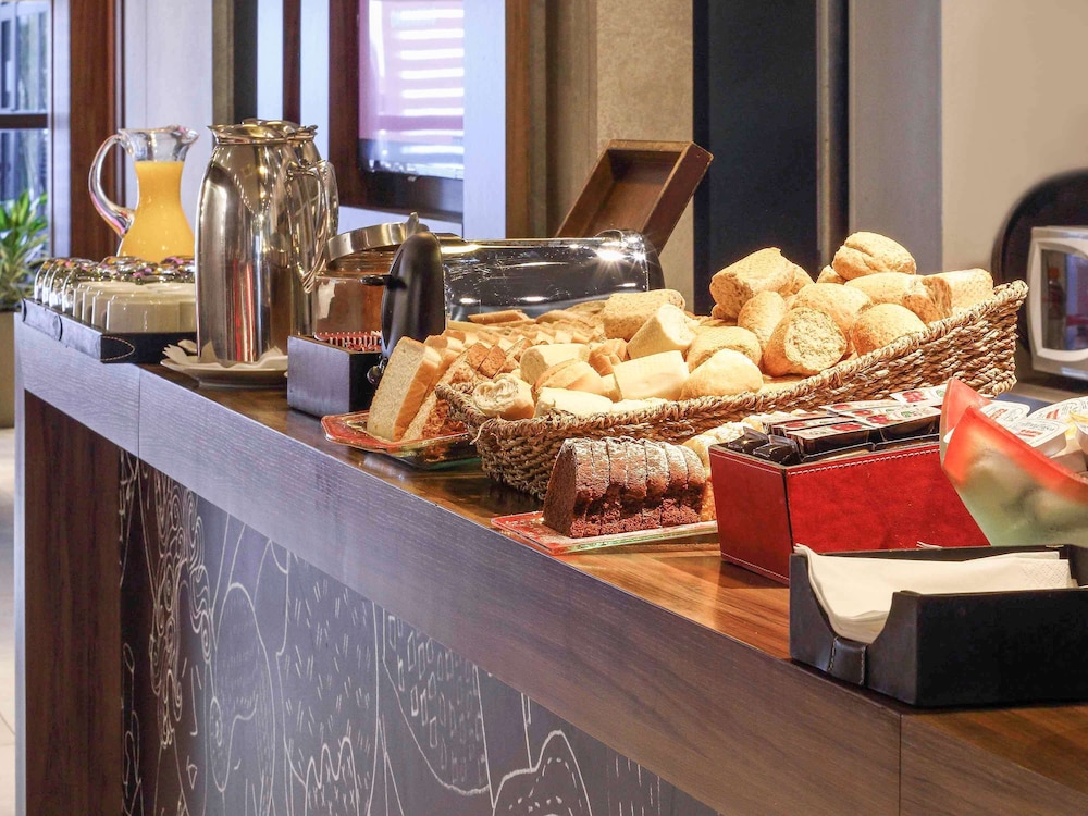 ibis buenos aires obelisco