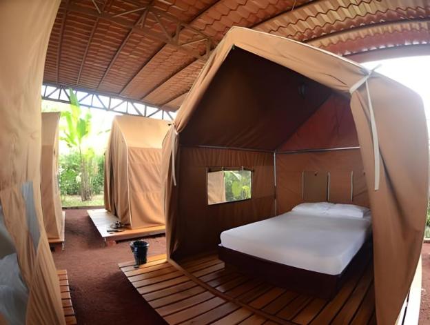 arenal backpackers resort