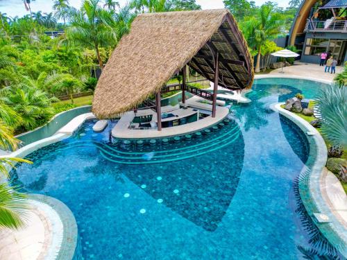 arenal backpackers resort