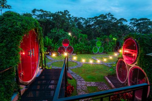 arenal backpackers resort