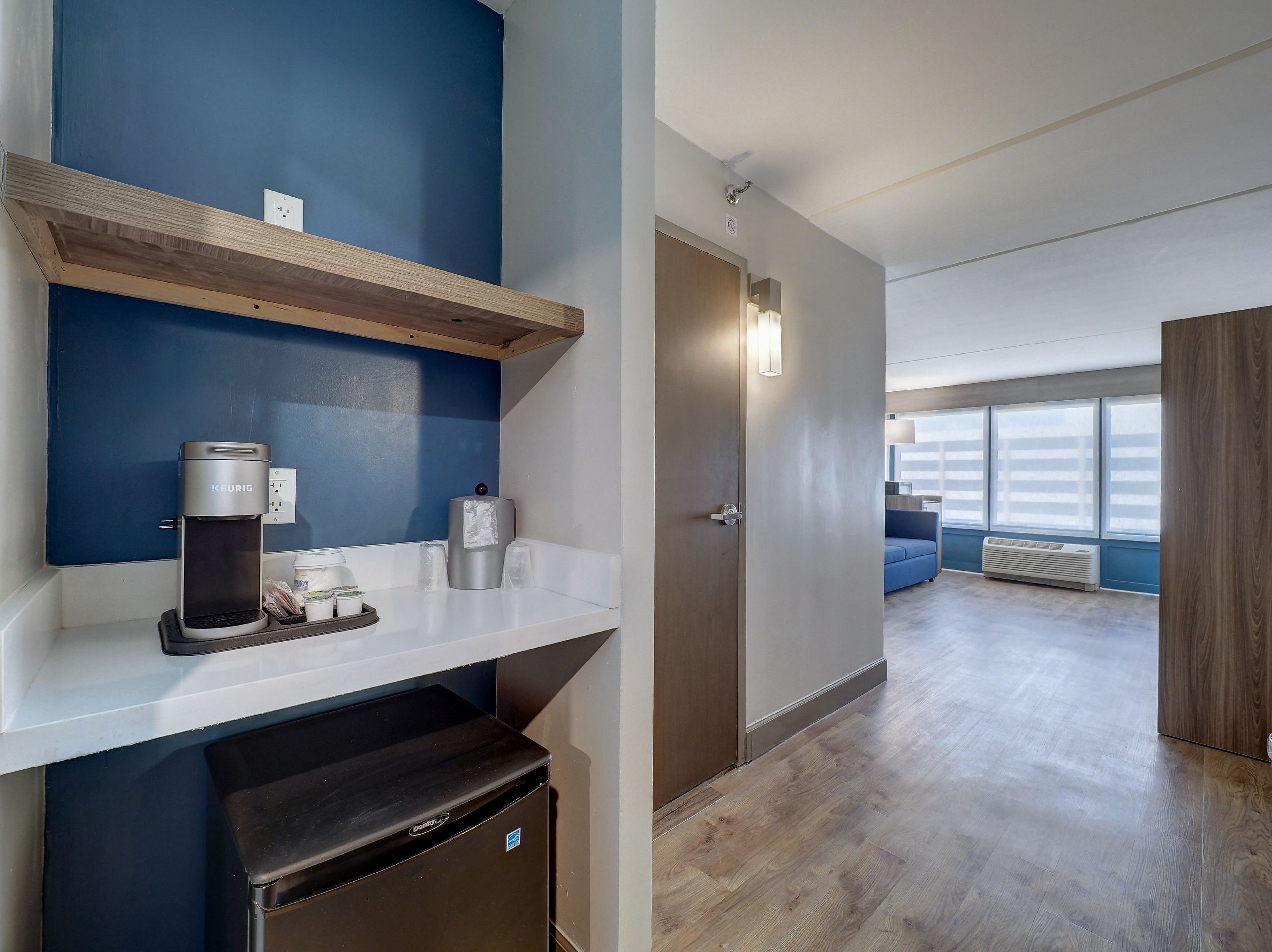 holiday inn express corpus christi beachfront an ihg hotel