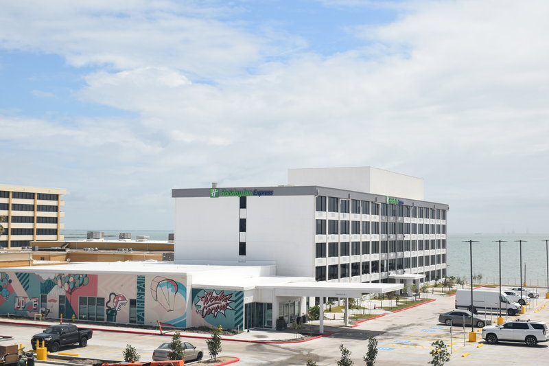holiday inn express corpus christi beachfront an ihg hotel