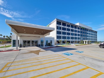 holiday inn express corpus christi beachfront an ihg hotel
