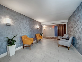 holiday inn express corpus christi beachfront an ihg hotel