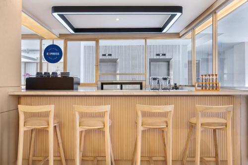 holiday inn express bali sunset road an ihg hotel