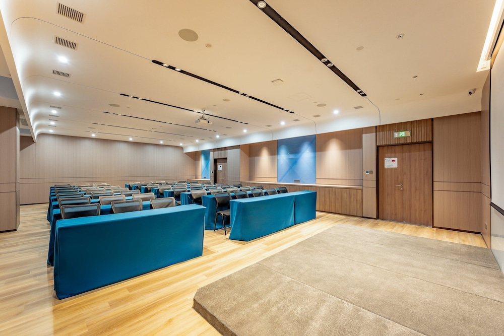 holiday inn express hefei ftz an ihg hotel