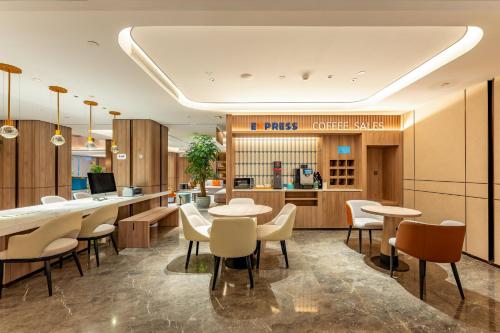 holiday inn express hefei ftz an ihg hotel