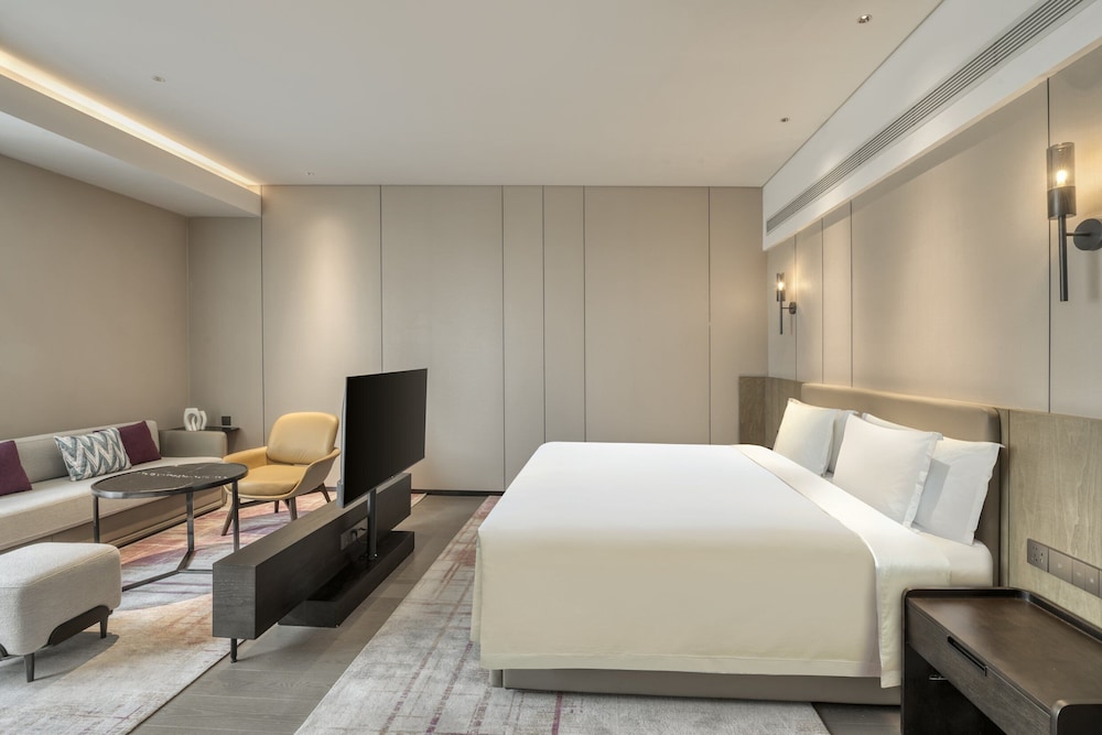crowne plaza lanzhou new district