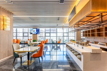 holiday inn express xi an guangyuntan an ihg hotel
