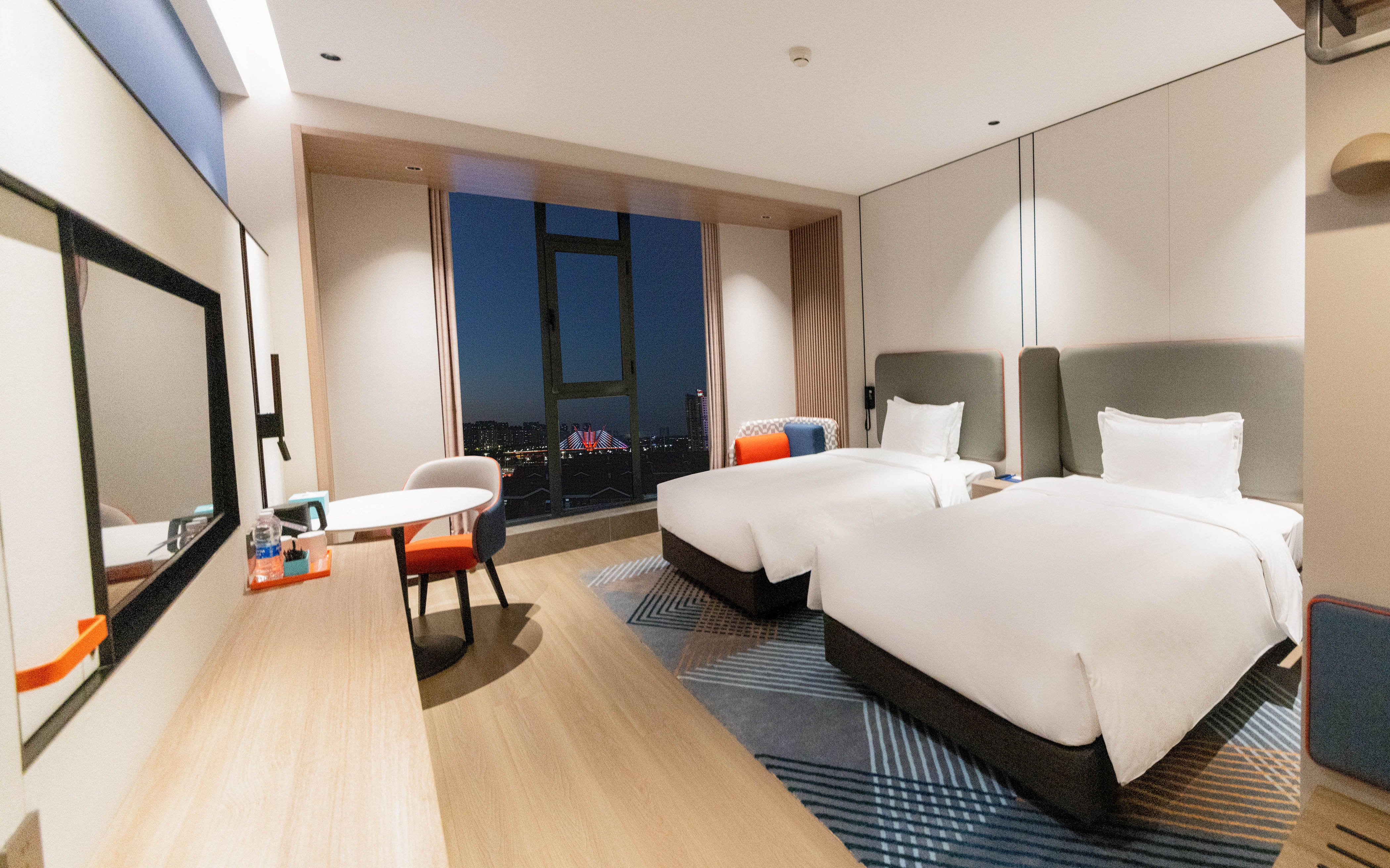 holiday inn express liaocheng etdz