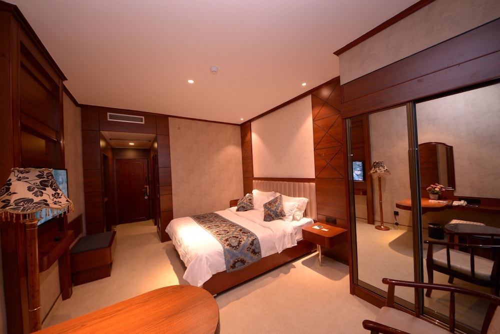 bremen hotel harbin train station