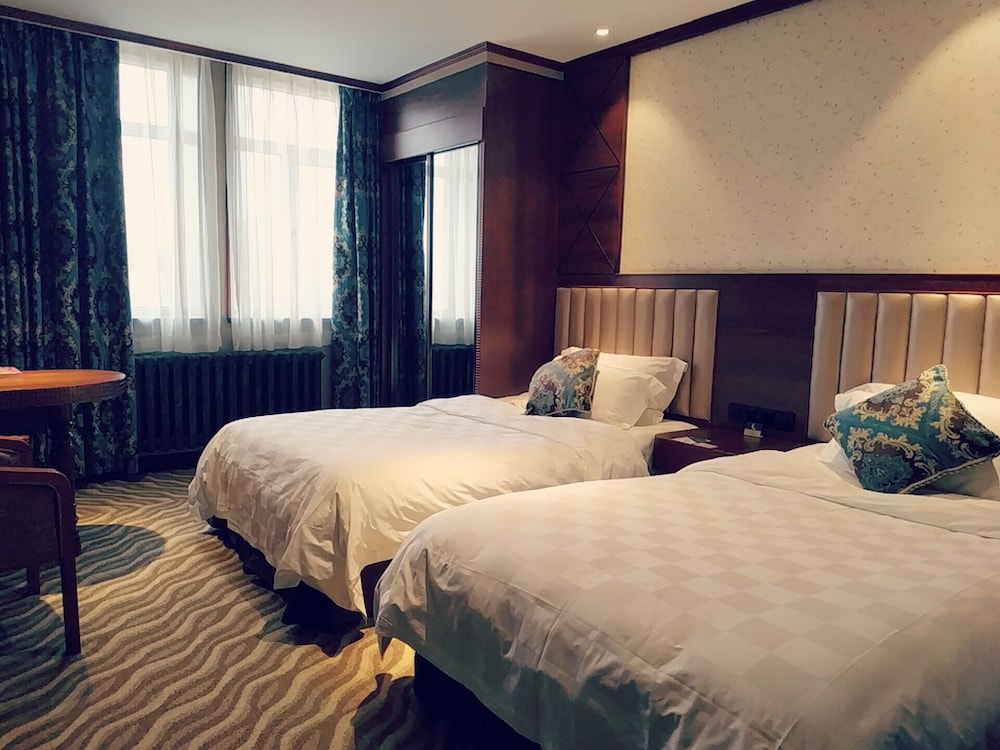 bremen hotel harbin train station