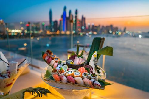 five palm jumeirah dubai