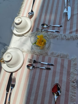 bandb champagne vlore bay