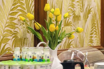 hotel metropole