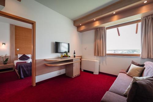 Hotel Corvus Aqua,Orosháza>>Hodmezovasarhely,4 star