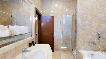 historic boutique hotel cattaro