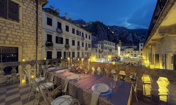 Hotel-Img