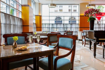 Hotel Giraffe By Library Hotel Collection,Jersey City>>New York,4 star