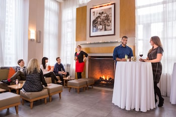 hotel giraffe by library hotel collection