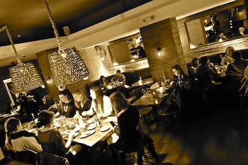 hotel giraffe by library hotel collection