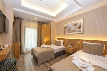 hotel ravi