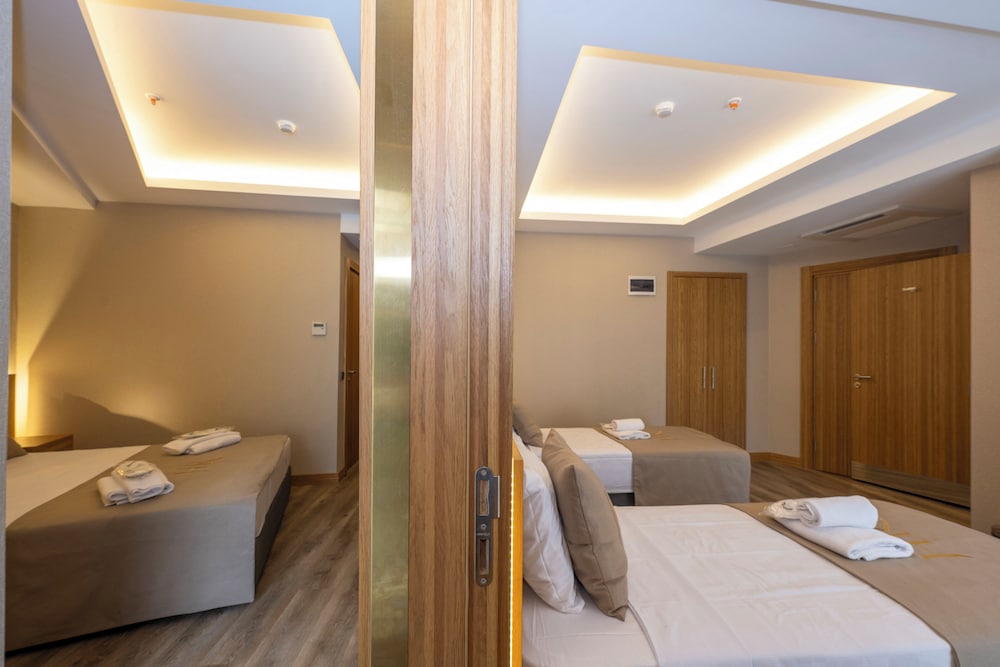 hotel ravi