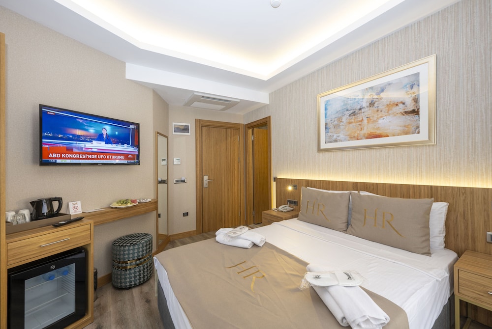 hotel ravi