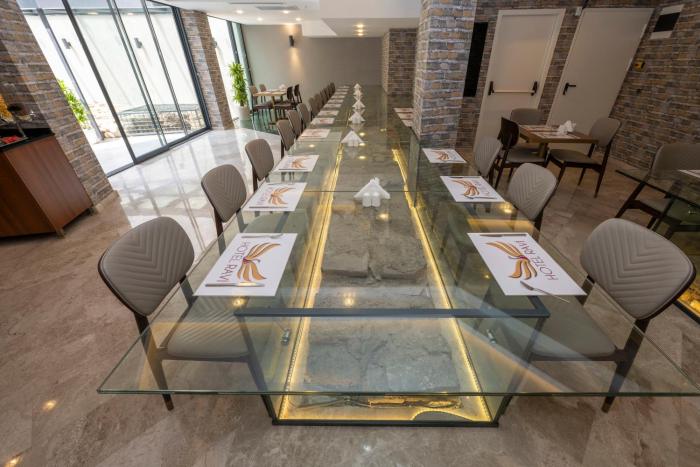 hotel ravi