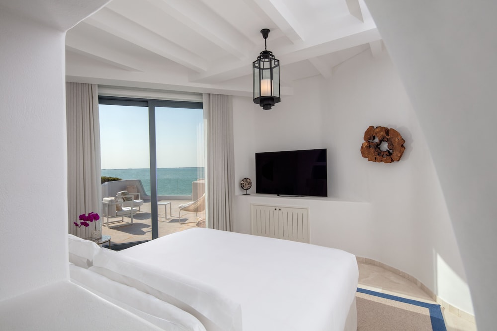 anantara santorini abu dhabi retreat adults only