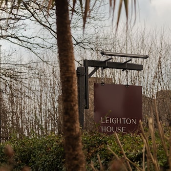 leighton townhouse adults only