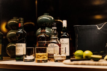 Leighton Townhouse (Adults Only),,5 star