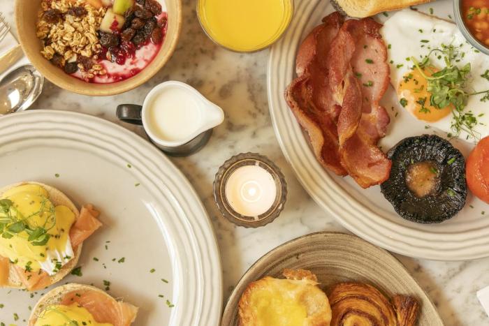 leighton townhouse adults only