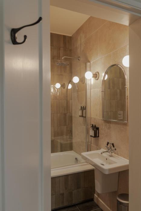leighton townhouse adults only