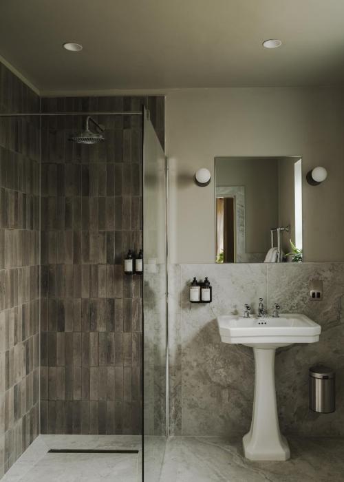 leighton townhouse adults only