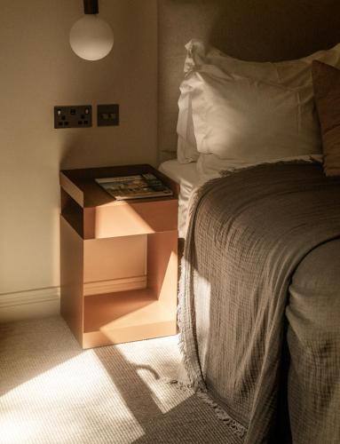 leighton townhouse adults only