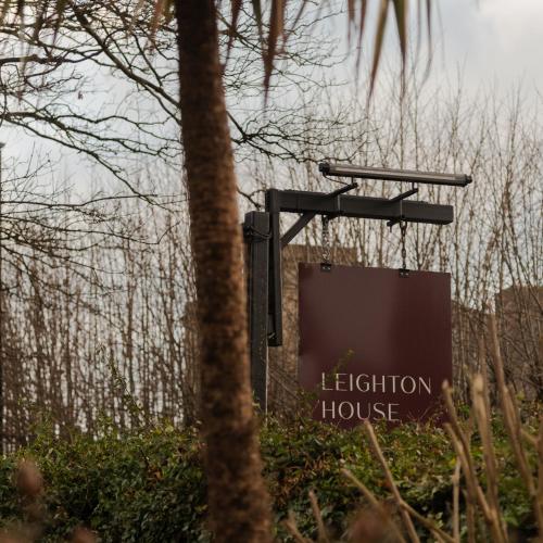 leighton townhouse adults only