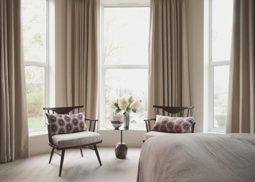 leighton townhouse adults only