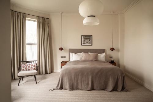 leighton townhouse adults only