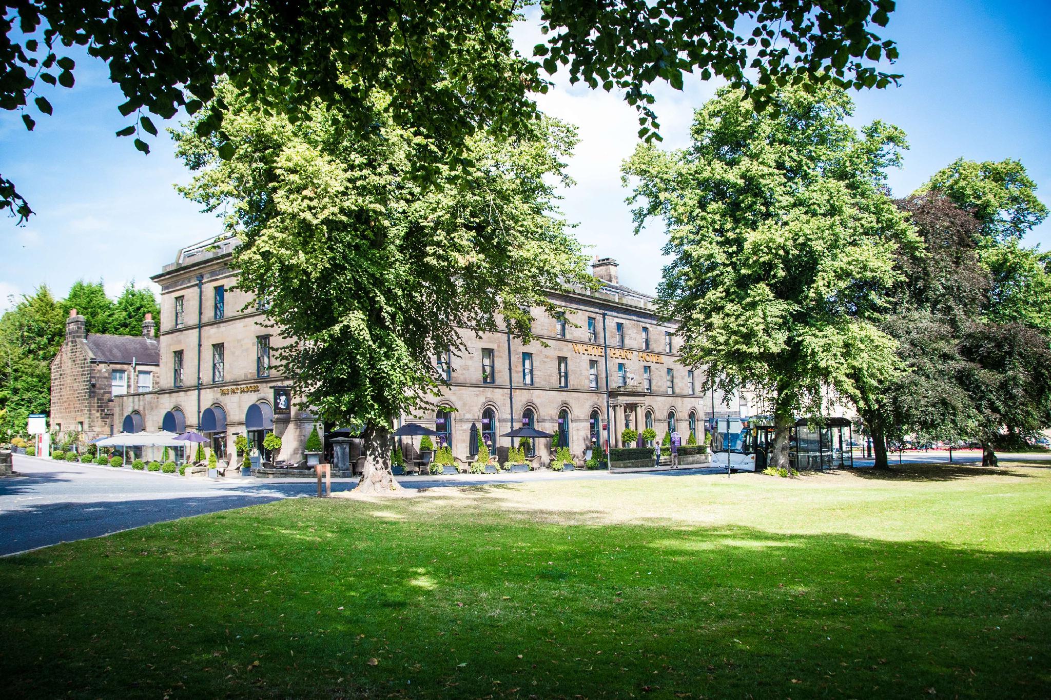 white hart hotel and apartments