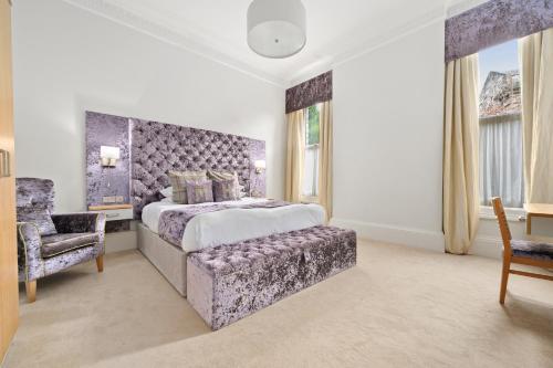 white hart hotel and apartments