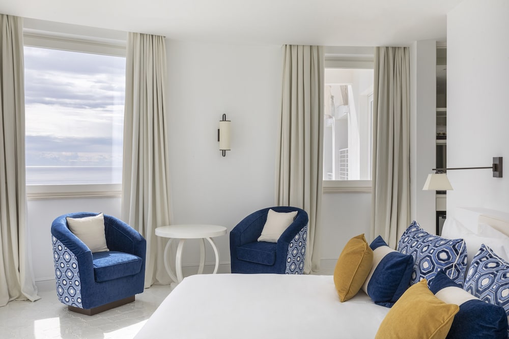 furore grand hotel