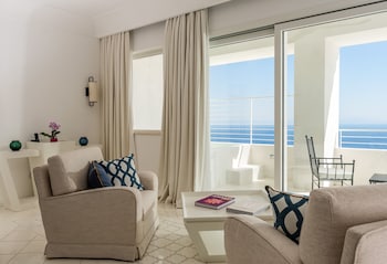 furore grand hotel