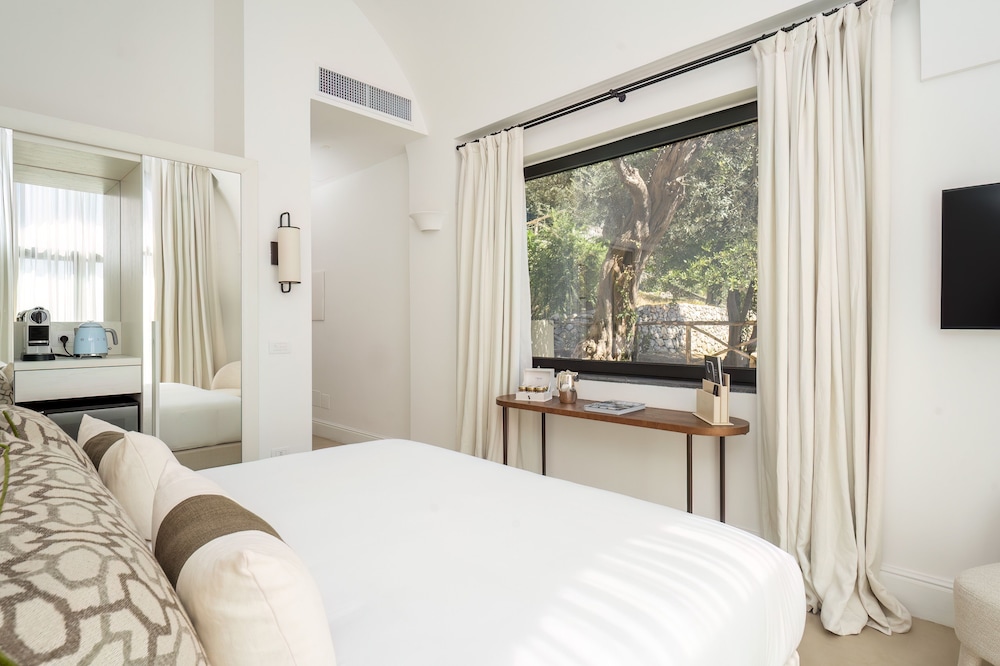furore grand hotel