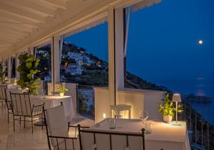 furore grand hotel